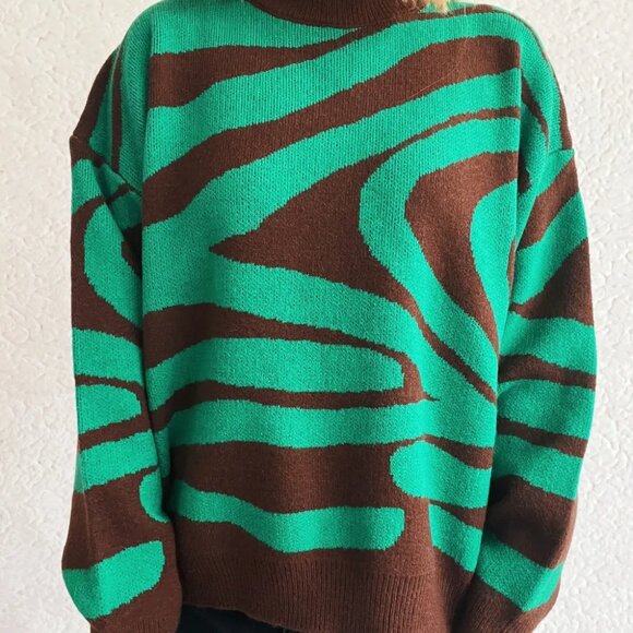 Zebra Print Round Neck Sweater - Picture 8 of 16